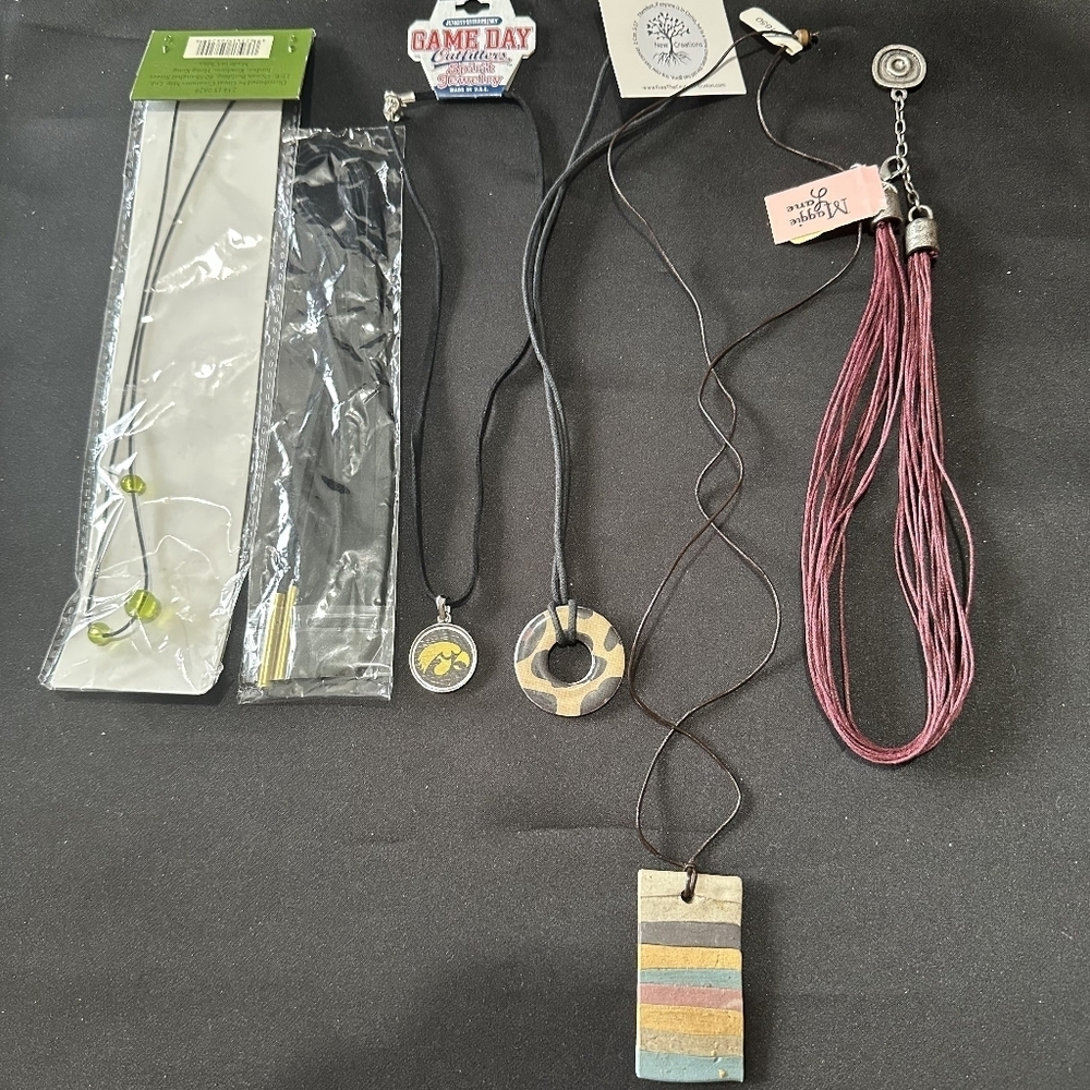 J463 Bulk Bundle of 6 NWT Cord Necklaces